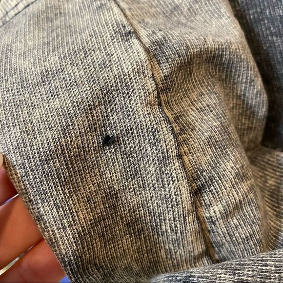 Decree Brand Mens Small Black Mineral‎ Wash Sweatshirt Size Small - Picture 8 of 9